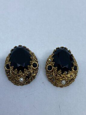 Vtg W. Germany filigree gold tone black glass clip mourning earrings